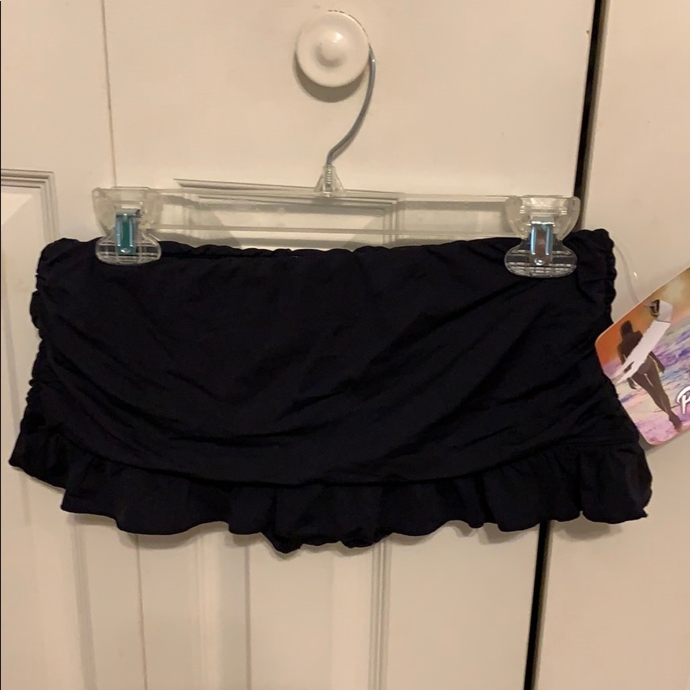 NWT Black skirted bathing suit bottom.